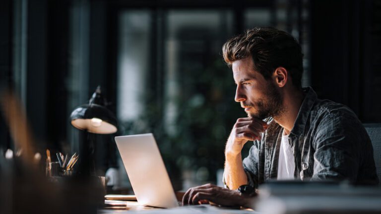 LinkedIn Lead Generation Guide 2026: Apollo.io, Verification & Strategy