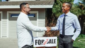 Why Successful Salespeople Never Flash Their Wealth to Clients